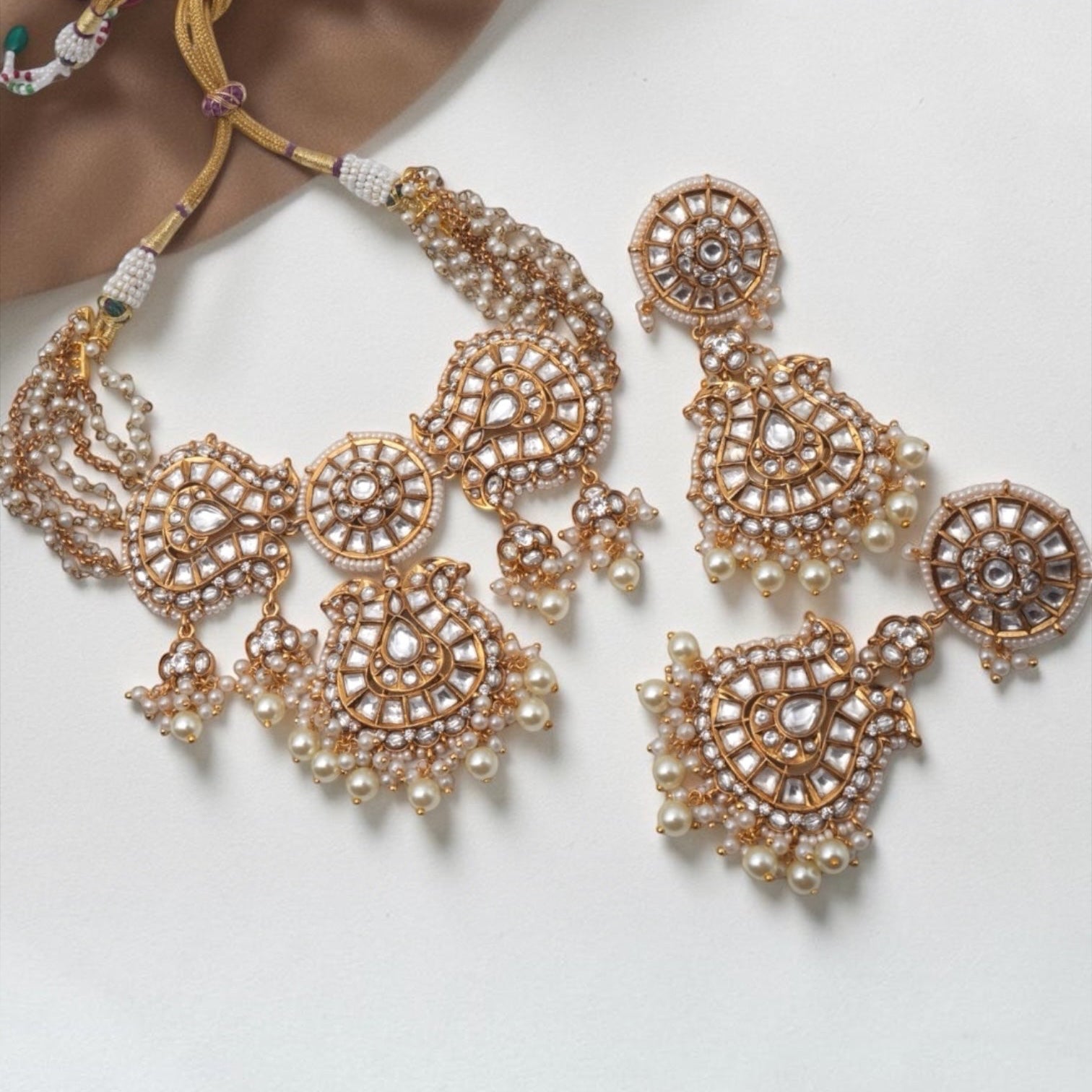 Shahtaj Choker