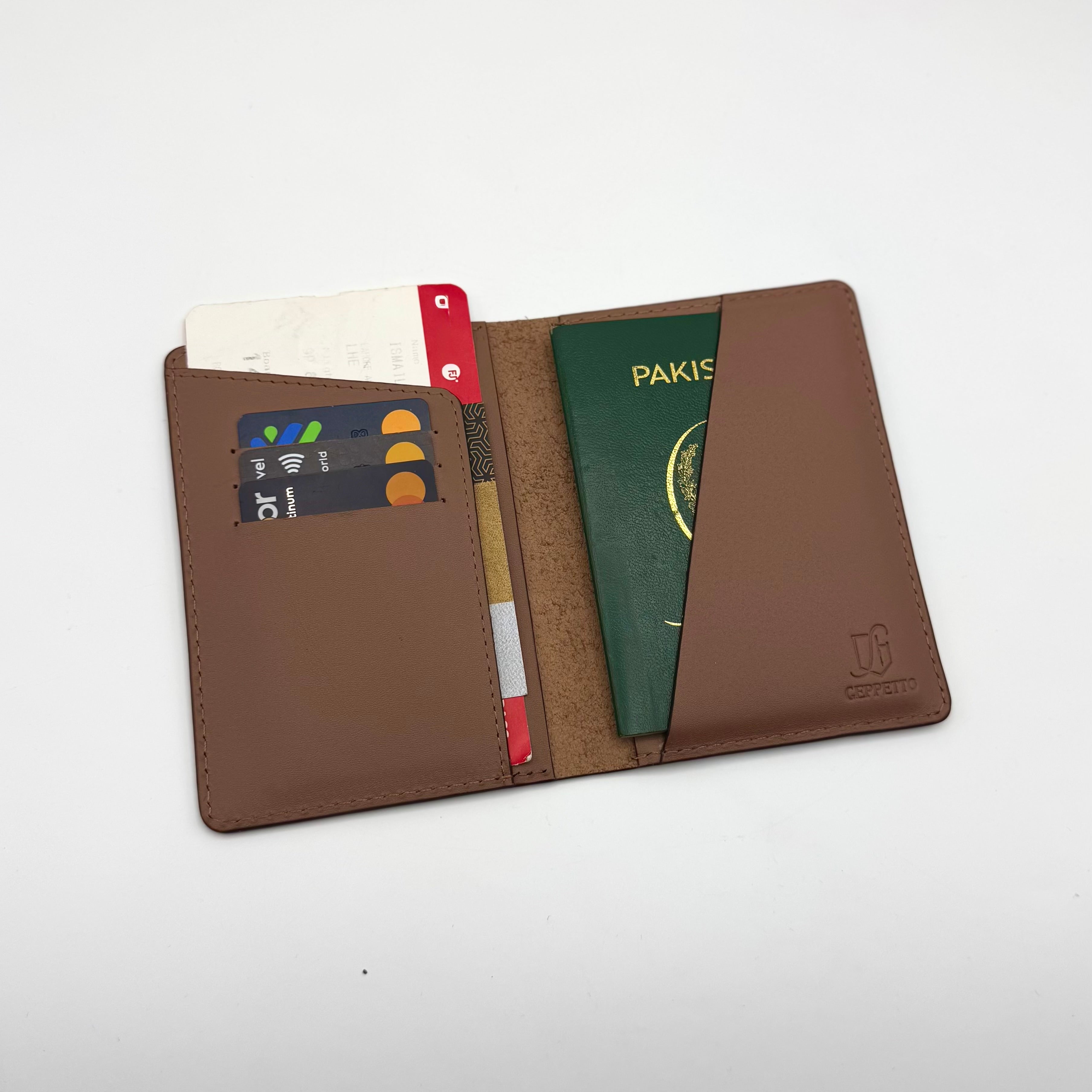 Giro (Passport Wallets)