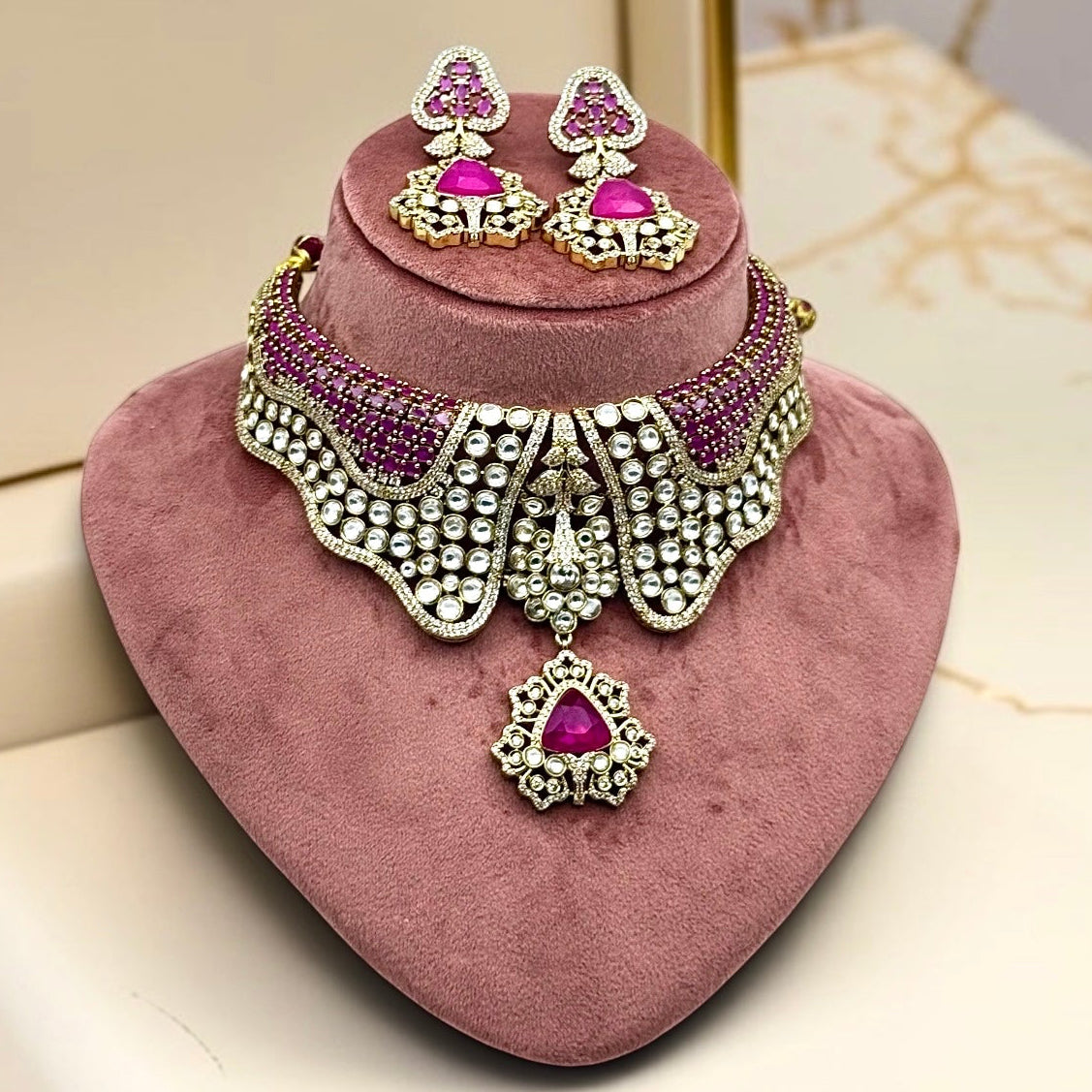 Midas Collar