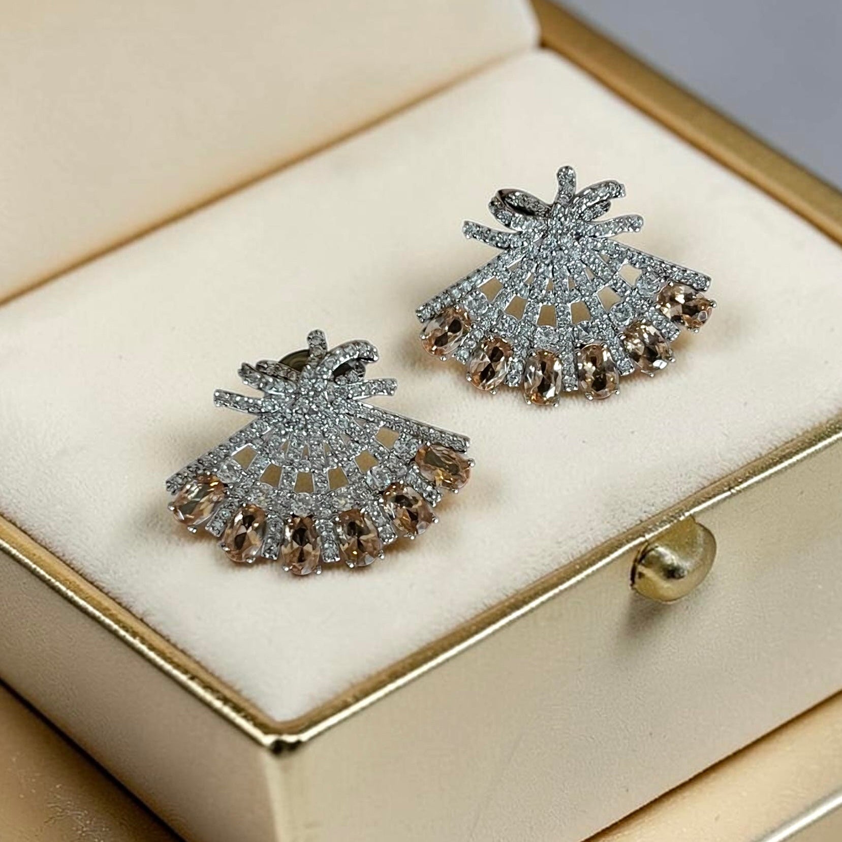 Luma Earrings
