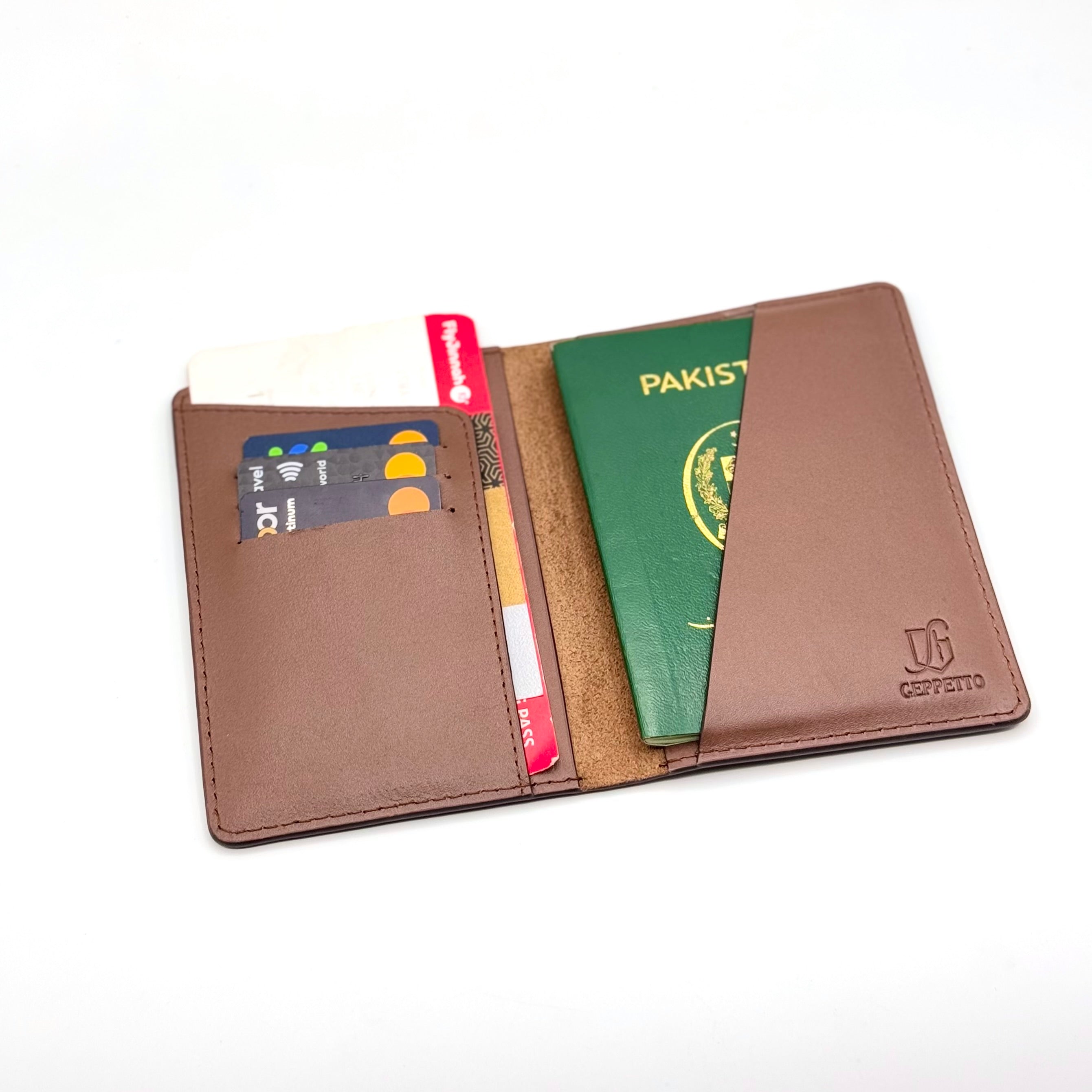 Giro (Passport Wallets)