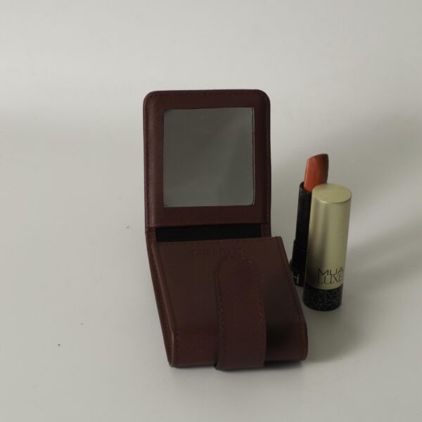 Diva (Lipstick Case)