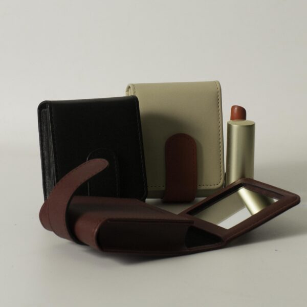 Diva (Lipstick Case)