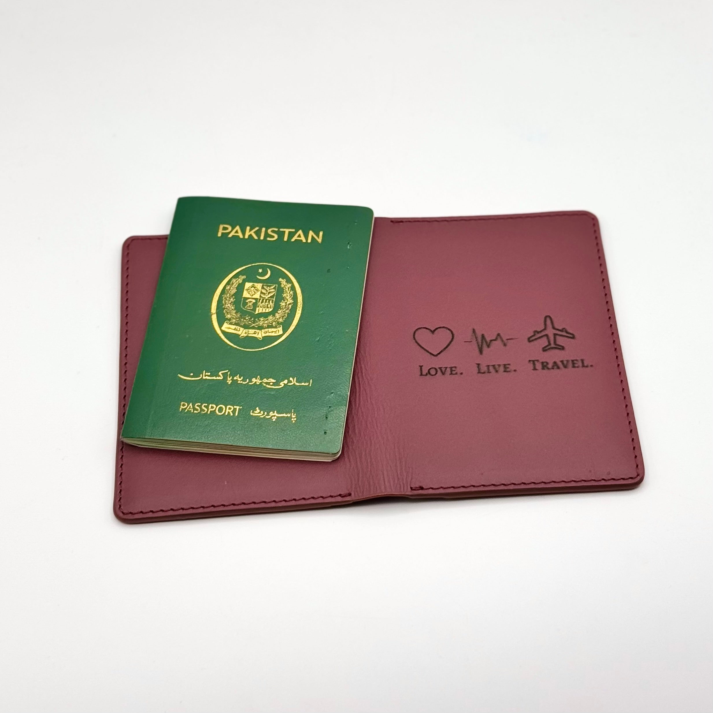 Giro (Passport Wallets)